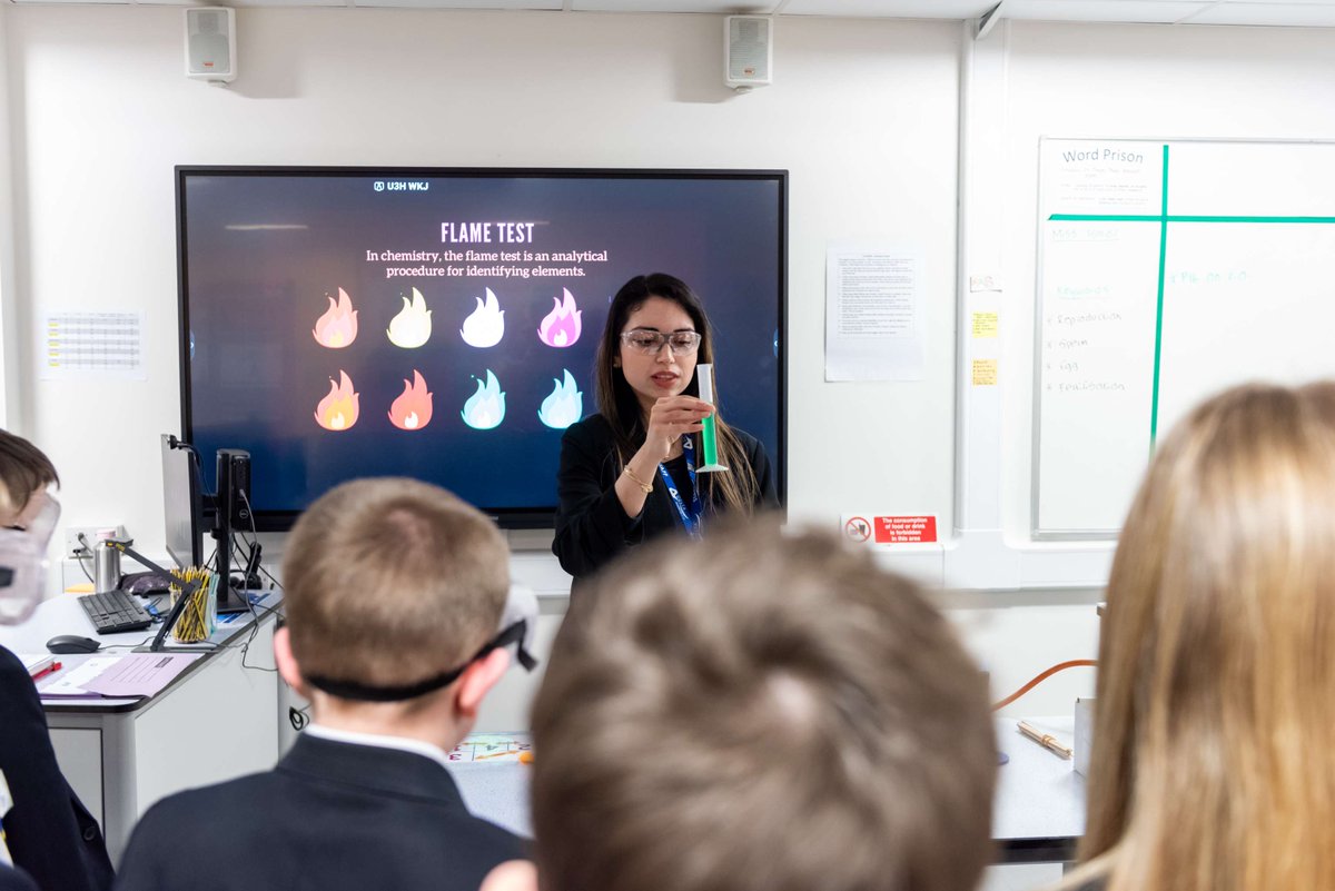 Exchange_RS's tweet photo. Looking for evidence based guidance for science teachers?π¬
The @EducEndowFoundn report - Improving Secondary Science - is available to download now:
πhttps://t.co/ax3jHNlsxO
#SecondaryEducation #EdChatUK https://t.co/xIENH4u2Up