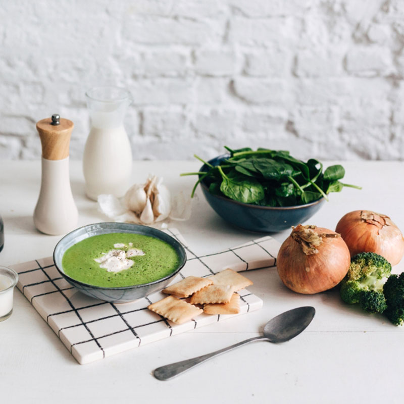 GilesElectrical's tweet photo. Craft tasty and nutritional bread and soup at home, with ease 🧑🍳
Whether a crispy sourdough loaf or a warming vegetable soup is your thing... make it great with KitchenAid!
https://t.co/AMMO9Sir3k
#kitchenaidbreadbowl #kitchenaidblender #homemadebread #homemadesoup #healthy https://t.co/skVOb39MS2