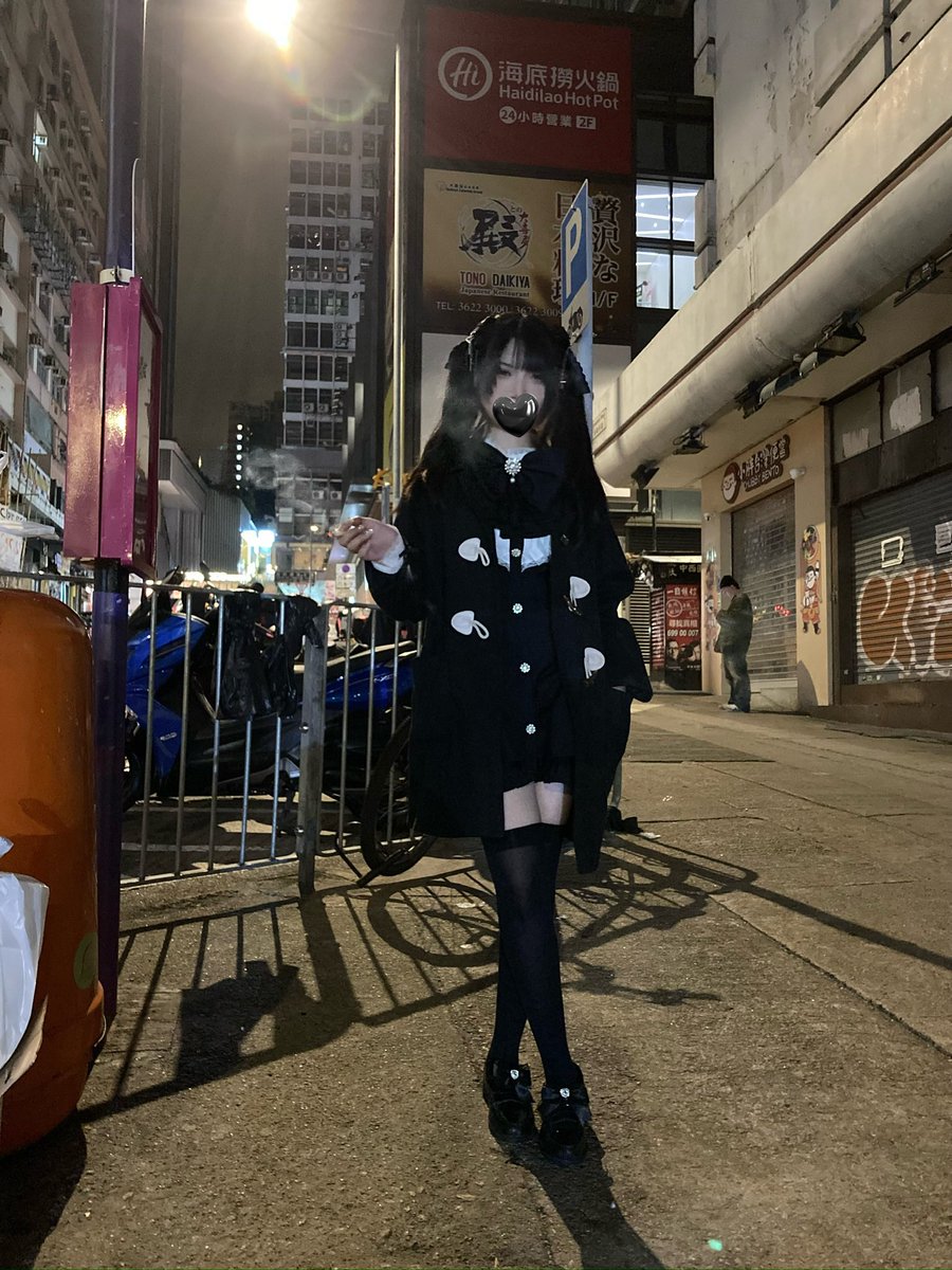 MintoNeeko's tweet photo. 喜欢和你在晚上没人的街道散步 #日系 https://t.co/ZZTQmXfrbe