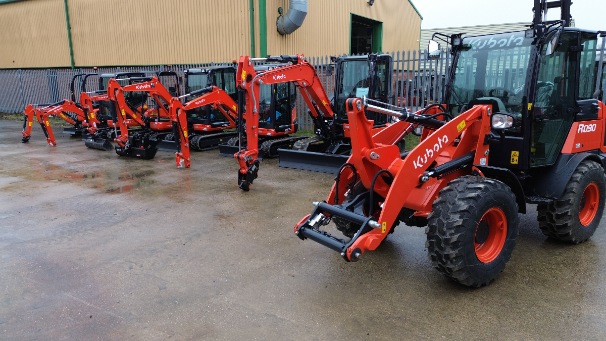 Great deals on our 2024 Kubota demonstrators available now!

pvdobson.com/industrial-pla…