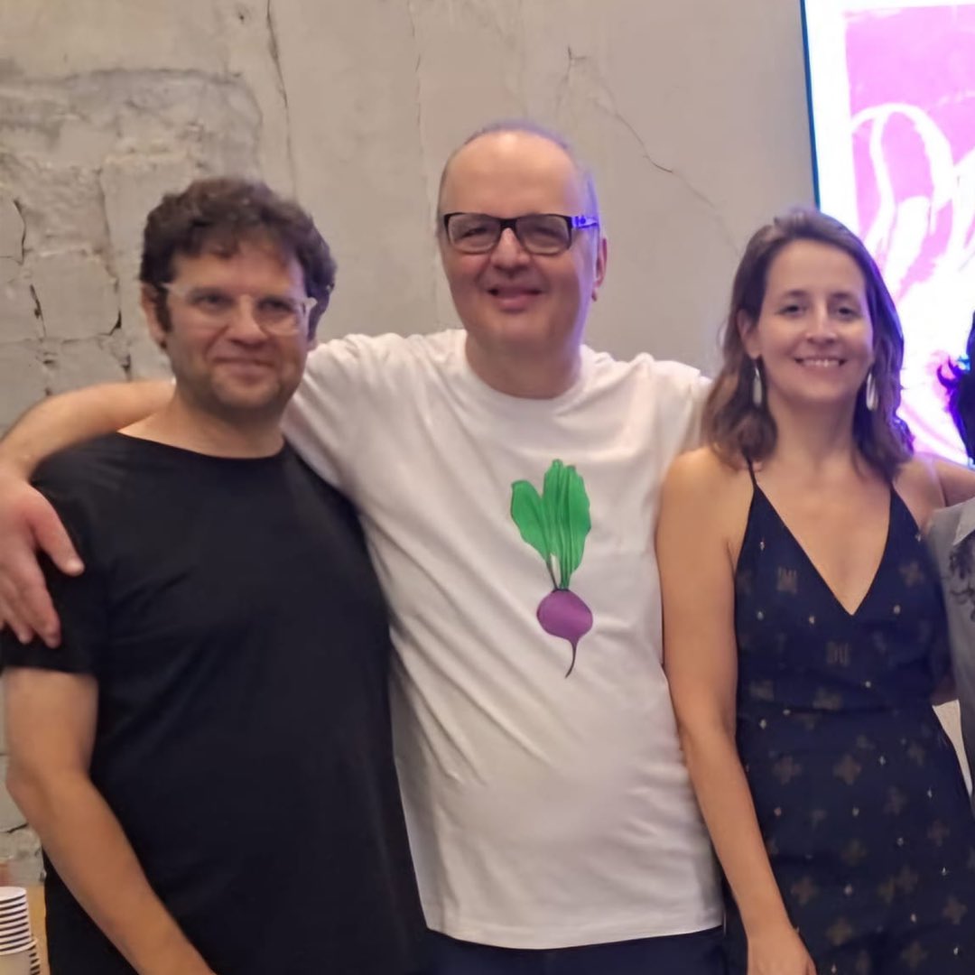 socialcaixa's tweet photo. FUNDO FICA – Quem são e o que temos em comum?

Confira nossa publicação especial sobre o @FUNDOFICA em https://t.co/c7UxU0EuGW

Para maiores informações acesse: 
 
https://t.co/56U29egKvy
https://t.co/m6Tlh2mh6o 

Sigamos junt@s! https://t.co/XwR2eiJ2gL