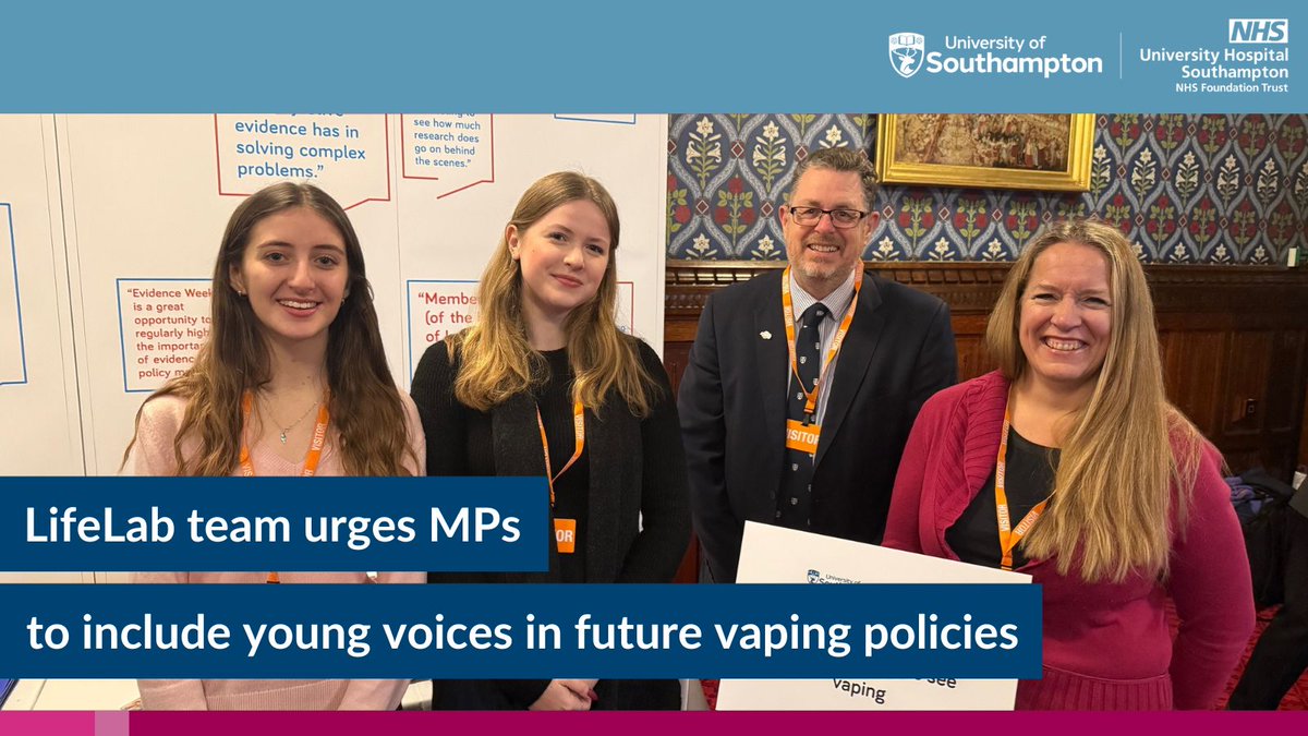 A team from <a href="/LifelabSoton/">LifeLab</a>, including two members of their Youth Panel, have been to #EvidenceWeek in Parliament with <a href="/senseaboutsci/">Sense about Science</a>.

They urged MPs to consider young people’s views when making policies on #vaping. 👇
research.uhs.nhs.uk/news/lifelab-t…