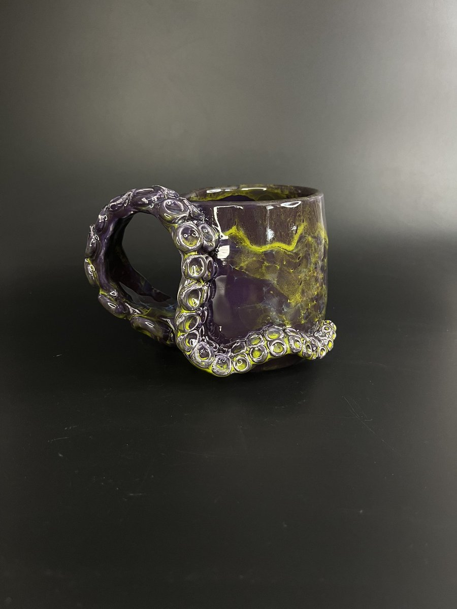 штормове попередження йобнулось з роками tweet media