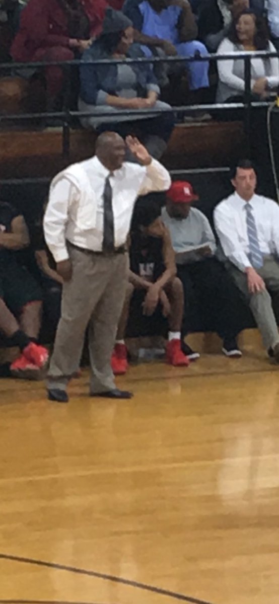wlbasket's tweet photo. 🌟HEAD COACH SPOTLIGHT🌟

Duran Clark has been the heart and soul of West Lauderdale Basketball for 3 decades. One of his most cherished memories is from 2002 when he led his team to a victory over Greene County, a moment that allowed them to advance to the Big House. https://t.co/BCMPUSRHNm