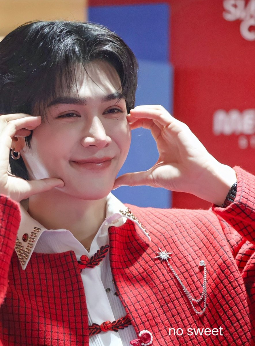 pploveff's tweet image. 250129  Happy Chinese New Year
2025
SIAM CENTER CNY WITH FORTPEAT
#SiamCenterxFortPeat
@fort_fts @peatwasu
#FortFTS
#ComeFortZon
#CaptainPeat
#Peatwasu