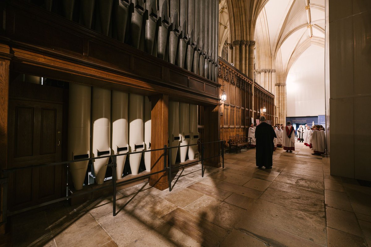 York Minster tweet media
