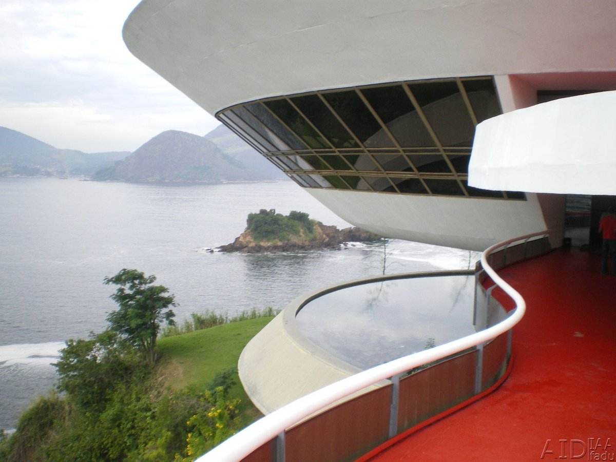 aidfadu's tweet photo. EXTERIOR RAMPA. MAC de Niterói | AID•FADU•UBA https://t.co/CdlH1vQEG2. https://t.co/E60XhkgFrm