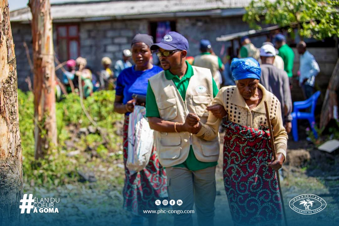 𝐌𝐢𝐬𝐬𝐢𝐨𝐧 𝐄𝐥𝐚𝐧 𝐝𝐮 𝐜𝐨𝐞𝐮𝐫 𝐚̀ 𝐆𝐨𝐦𝐚

Il y a quelques semaines, à l’approche des festivités de fin d’année, l’ensemble des employés de PHC ont voulu offrir bien plus que des dons : 𝐮𝐧 𝐢𝐧𝐬𝐭𝐚𝐧𝐭 𝐝𝐞 𝐫𝐞́𝐜𝐨𝐧𝐟𝐨𝐫𝐭 𝐞𝐭 𝐮𝐧 𝐬𝐨𝐮𝐫𝐢𝐫𝐞 𝐚̀ 𝐧𝐨𝐬