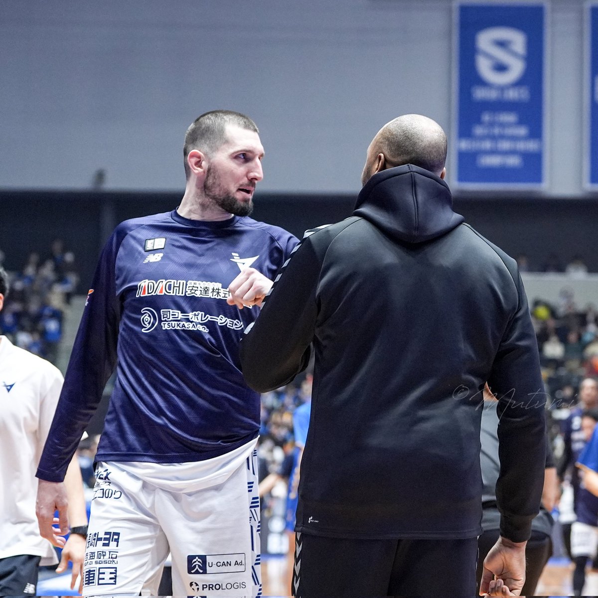 6mutuki1's tweet photo. 2025.1.29
滋賀×長崎
#ハビエル・カーター 選手
#JavierCarter
#スティーブ・ザック 選手
#SteveZack https://t.co/4c80UTk863