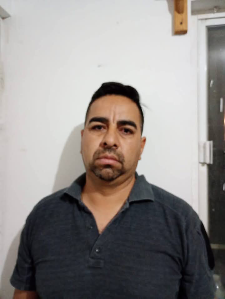 GNMEXICONAL's tweet photo. Personal del #EjercitoMexicano, de la #GuardiaNacional  y #FGR,  detuvieron a  Samuel Meléndez Carrizosa alias “Sierra”,    considerado como segundo al mando del grupo delictivo los Deltas y principal generador de violencia en #Sonora  #Trump @AristeguiOnline @Imagen_Mx https://t.co/Ppo5jRf2oQ