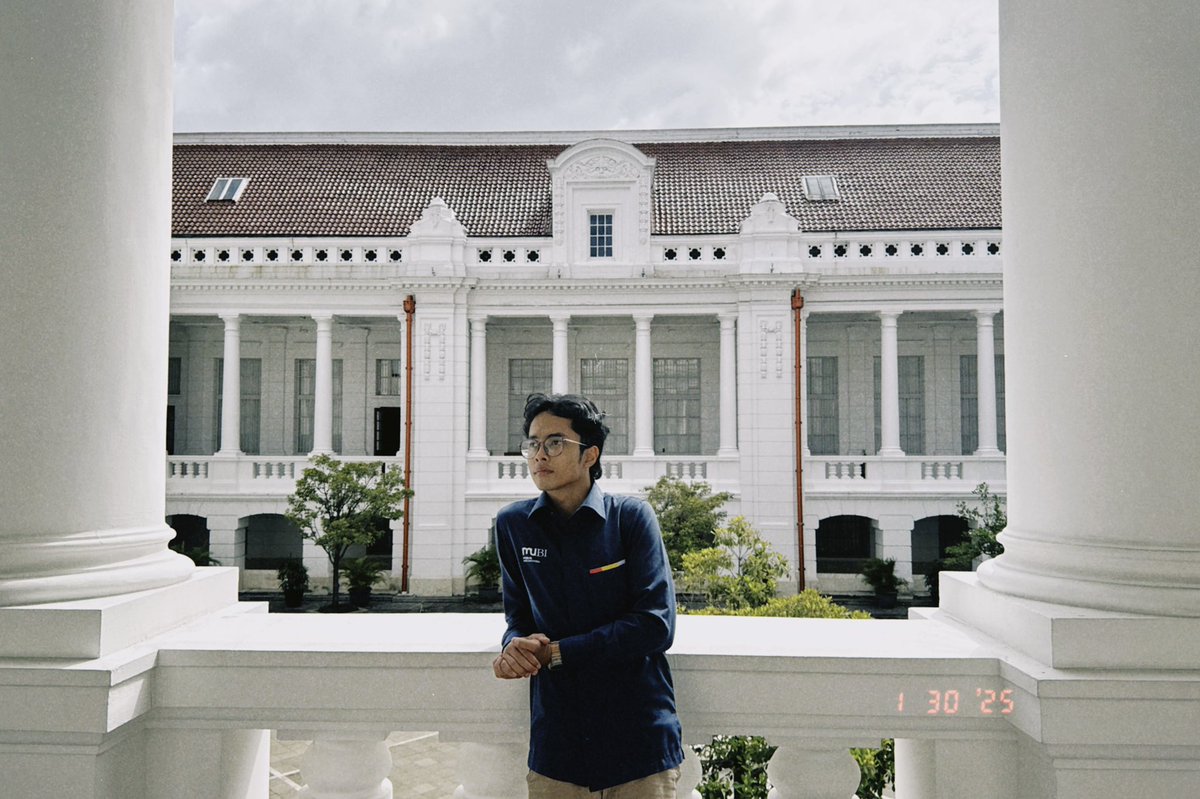 MuseumBI's tweet photo. Eropa? Bukan!
Ini Jakarta, Indonesia. https://t.co/l7sWI5I229