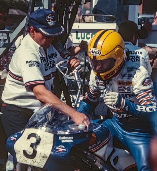 popsyosh34's tweet photo. 🇬🇧3️⃣🏁 #TopUpThursday 
#HondaBritain 🙏🙏 https://t.co/2Wr5sFLgJI