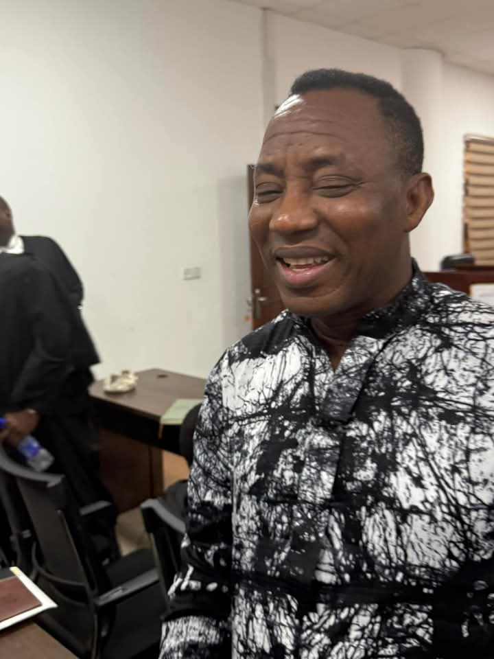 Take it back Movement tweet media