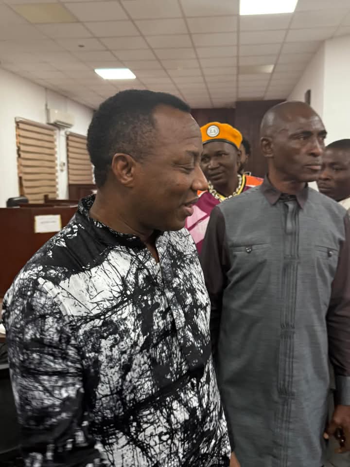 Take it back Movement tweet media