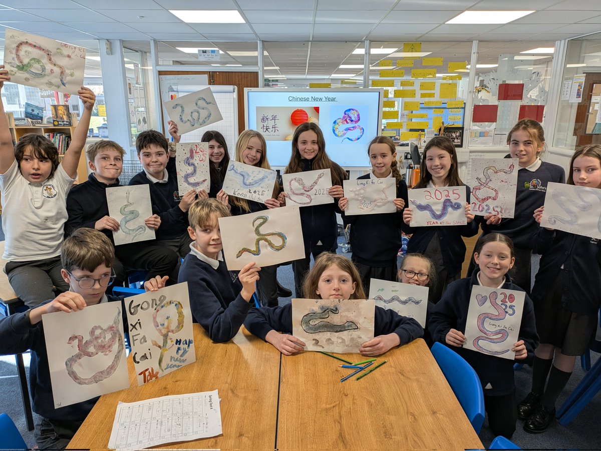 Gong Xi Fa Cai from 6 Cedar - the year of the snake has been celebrated in style with tangerines and watercolor painting 🎨🐍🎊