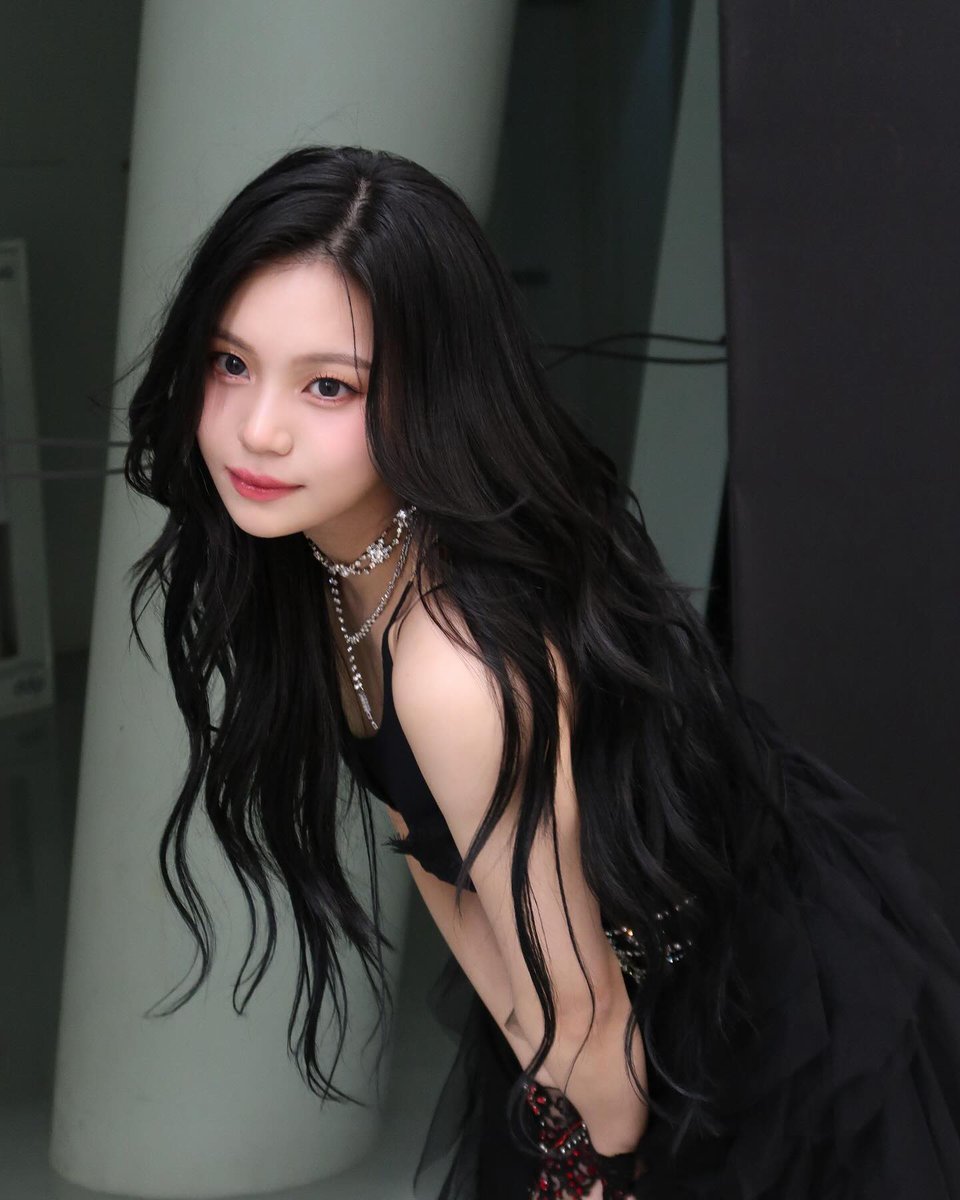 GFcollector_'s tweet photo. 홍익인간의 정신을 발휘하여...제발 요즘 엄지 폼 미친거 세상 사람들이 다 알았으면 좋겠음. 혼자 보기 아까워서 발동동 https://t.co/XOSVgCMgak