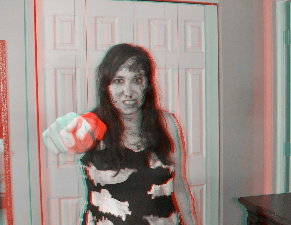 SALD3D's tweet photo. This summer sheer stark terror comes off the screen as the award winning short film Scream a Little Dream becomes a terrifying 3-D feature. See it…if your nerves can handle it! #horror #HorrorMovies #3D #3DMovies #scary https://t.co/zOwxstLo4P
