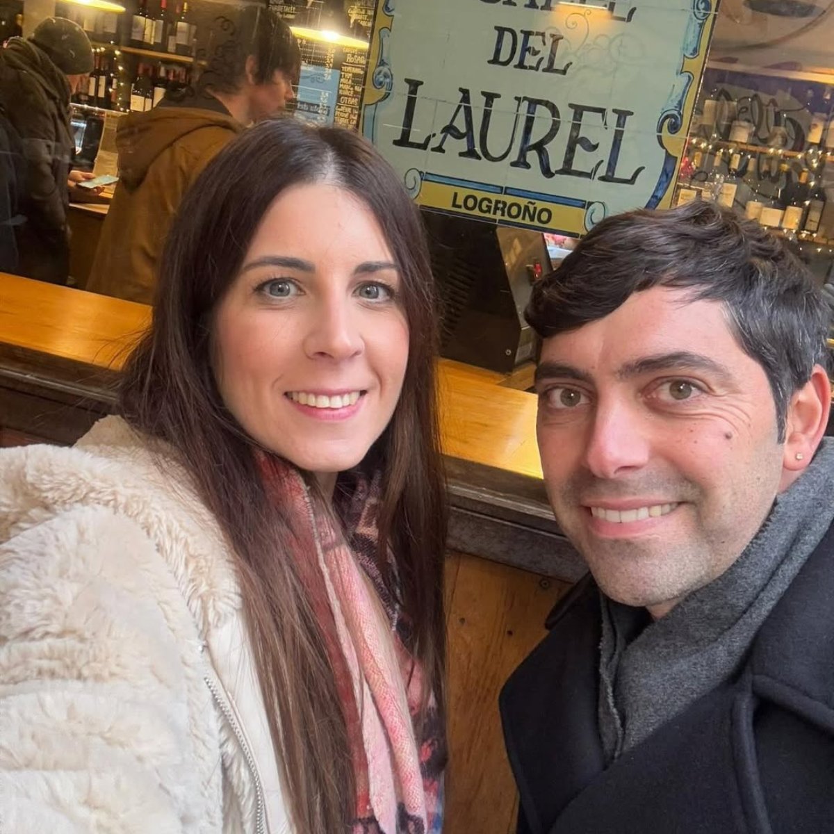 callelaurel_'s tweet photo. ¡Cómo se nota que estáis disfrutando mucho de este invierno en #LaLaurel ❄️! A pesar del frío, durante estos meses, muchos de vosotros no habéis dudado en hacer un hueco en vuestra agenda 🗓️ para descubrir nuestros pinchos y disfrutar del calor acogedor de nuestros bares🍢 https://t.co/E7oOuGTfF2