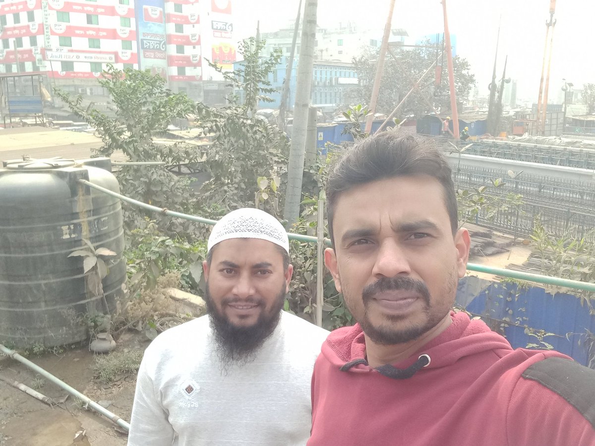 SabbiRahman10's tweet photo. পঞ্চবটী DPDC অফিসের ছাদে https://t.co/gwA32ryd86