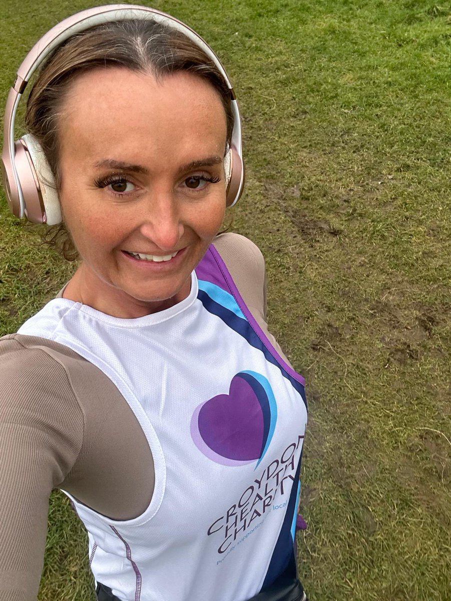 👋 Meet Vicky from our Paediatric Emergency Department 🏃‍♀️

She  is 1/26 of ED running team that’ll be taking on the #HamptonCourtHalfMarathon

They aim to raise £10,000 for our charity ED Fund to support staff wellbeing. Improving staff wellbeing. 

#Here4Croydon💜