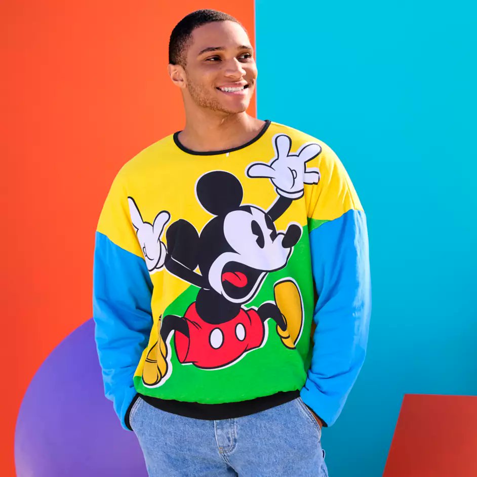 snkr_twitr's tweet photo. AD: NEW Disney Reversible Pullover Tops

Mickey Mouse https://t.co/b1SG5y7AvS
Minnie Mouse https://t.co/rfxRPFLRpc

Free shipping on orders $75+ w/code SHIPMAGIC https://t.co/5g2WY5zZ5E