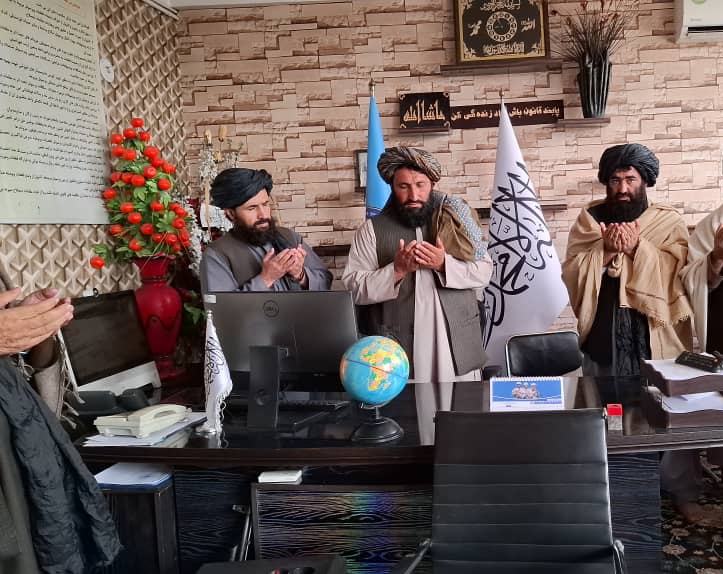 #تازه #ټاکنې
قاري نجيب مبارک د اوبو او انرژۍ وزارت د مالي او اداري رئيس په توګه ، ملا حبیب احمد توکل د کورنيو چارو وزارت د جلب او جذب د قومندان په توګه ، ملا سیدالرحیم "جاهد" چې د ټرافیک پولیسو د لوی رئیس په توګه او  د کورنيو چارو وزارت د امنيتي چارو ستر معينيت دامن عامي 
۱/۲