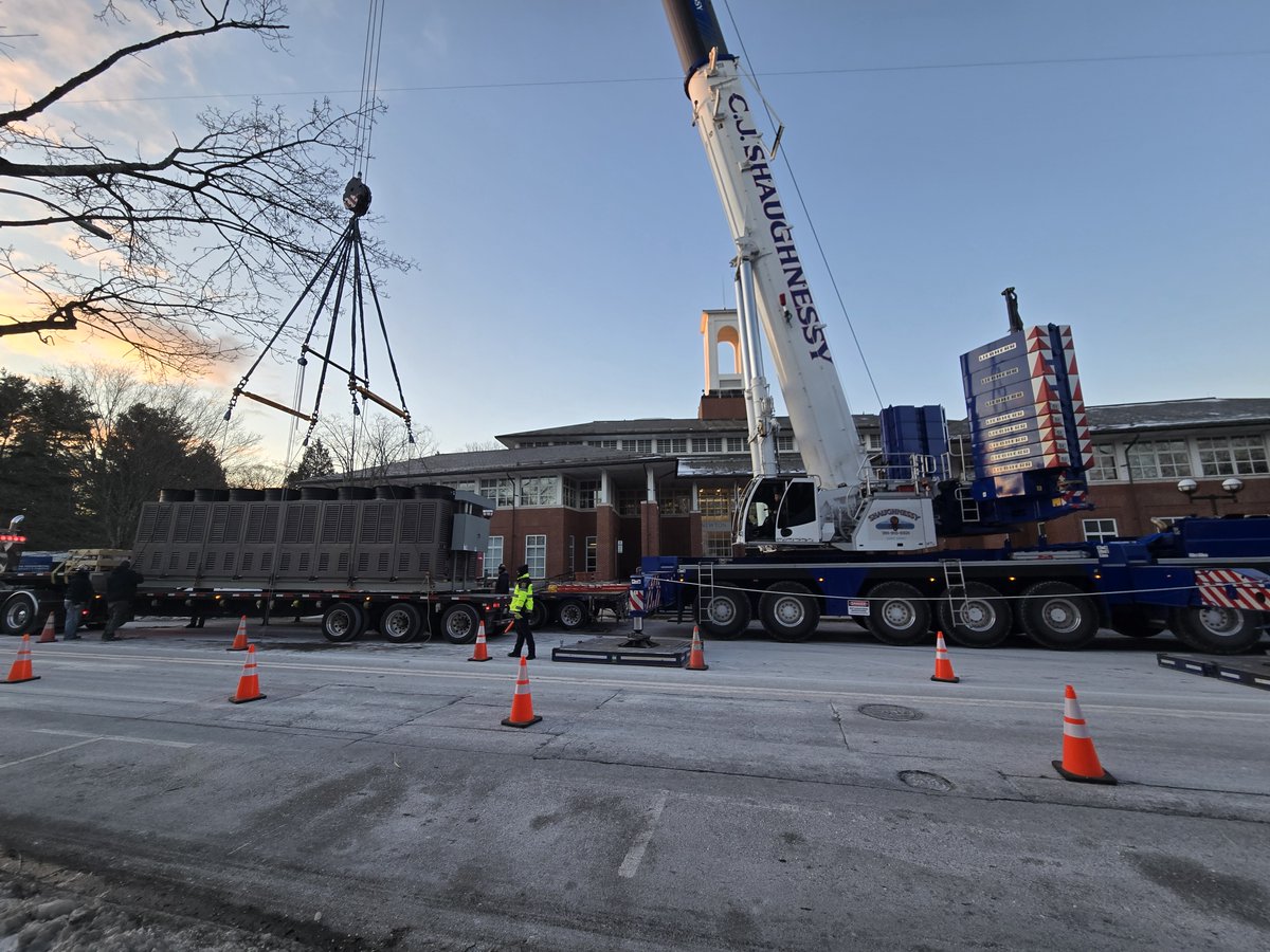 The Newton Free Library is getting their new heat pump chiller today! This new unit will provide heating and cooling, and is another step forward in reducing our reliance on fossil fuels and helps drive down our carbon footprint. <a href="/NewtonFreeLib/">Newton Free Library</a> <a href="/RuthanneFuller/">Mayor Ruthanne Fuller</a>