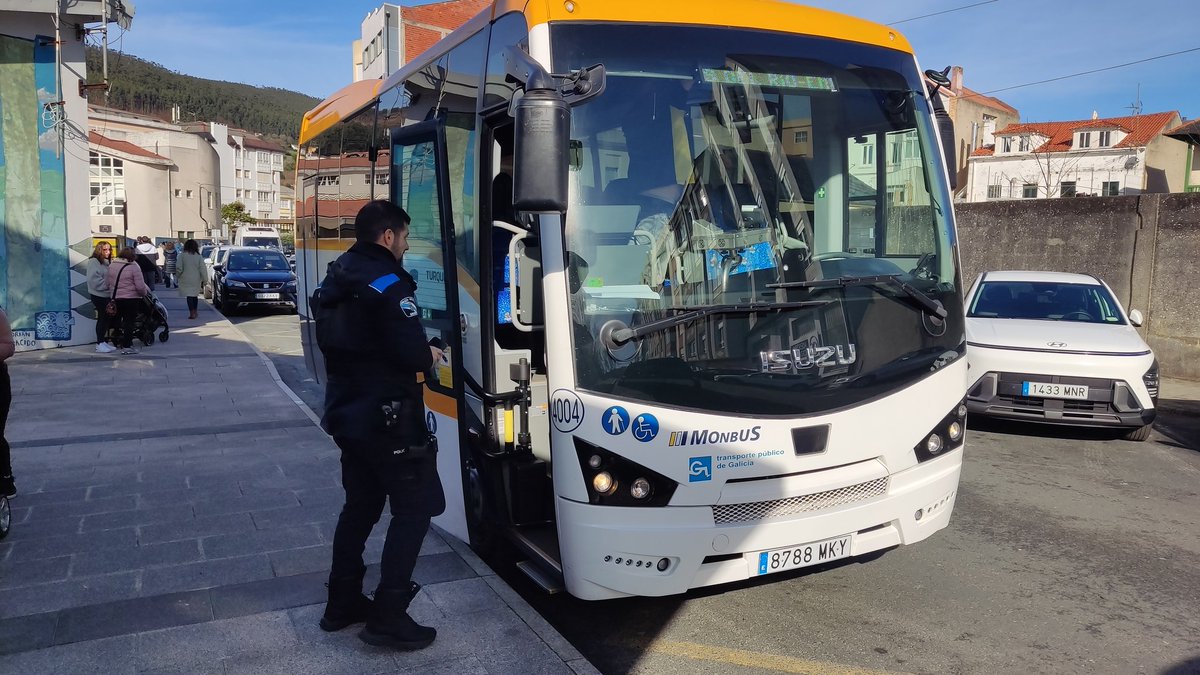PoliciaLocal Cedeira tweet media