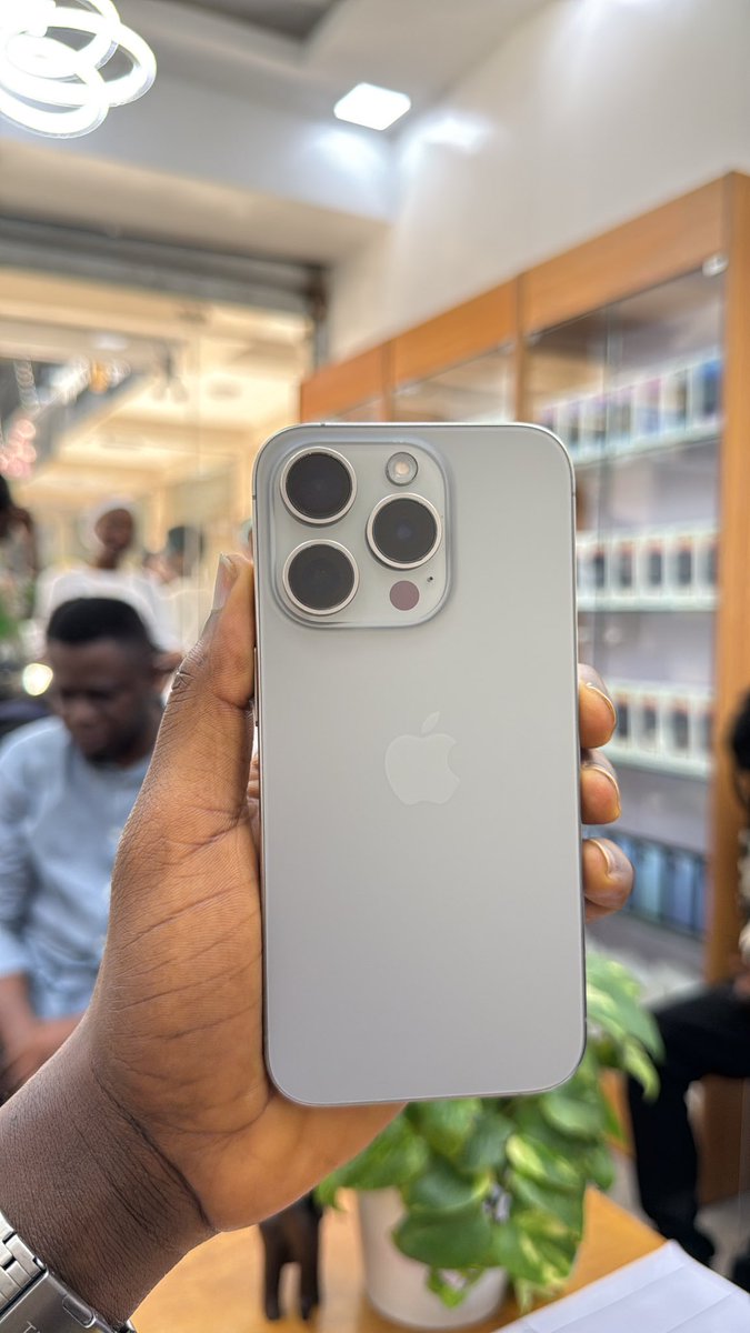 Certified used iPhone 15 pro 1Tb physical sim factory unlocked available now ✅✅

GH₵15500 

☎️0271178184 

You can swap 

<a href="/mrmikeistore/">Mr Mike iStore</a> ✅
