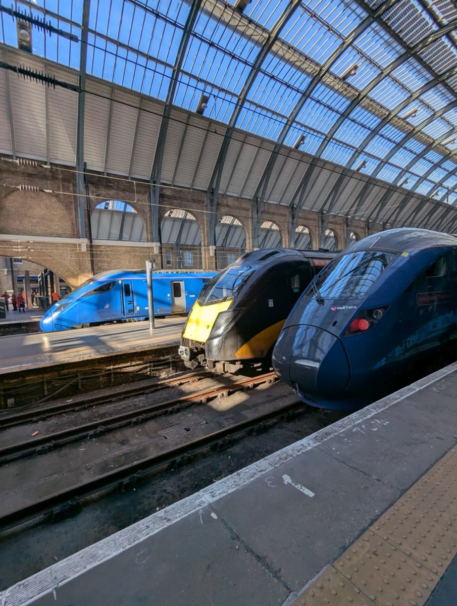 Full open access line up at Kings cross this morning.