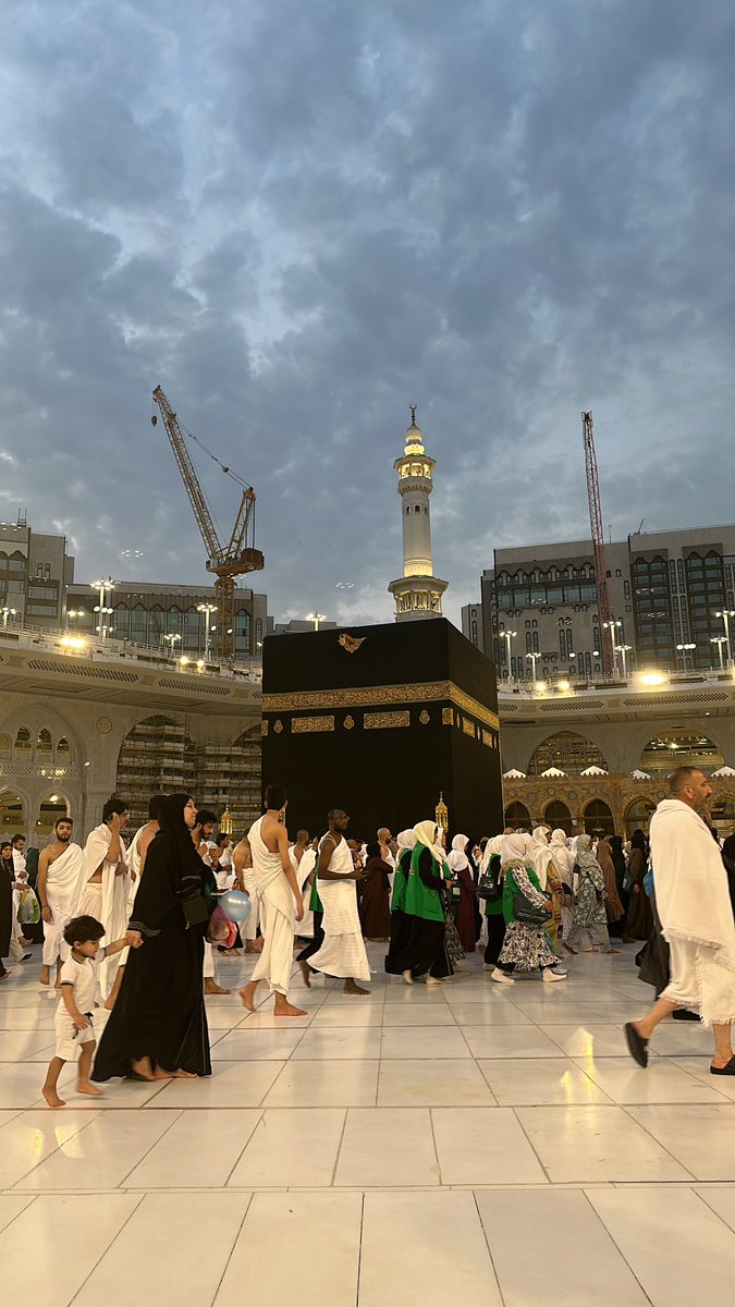MaMohd12's tweet photo. وددتُ لو أن سكني ومحياي ومماتي هنا.. https://t.co/W25T5F86SU
