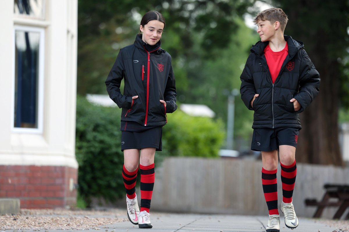 Schoolblazer tweet media