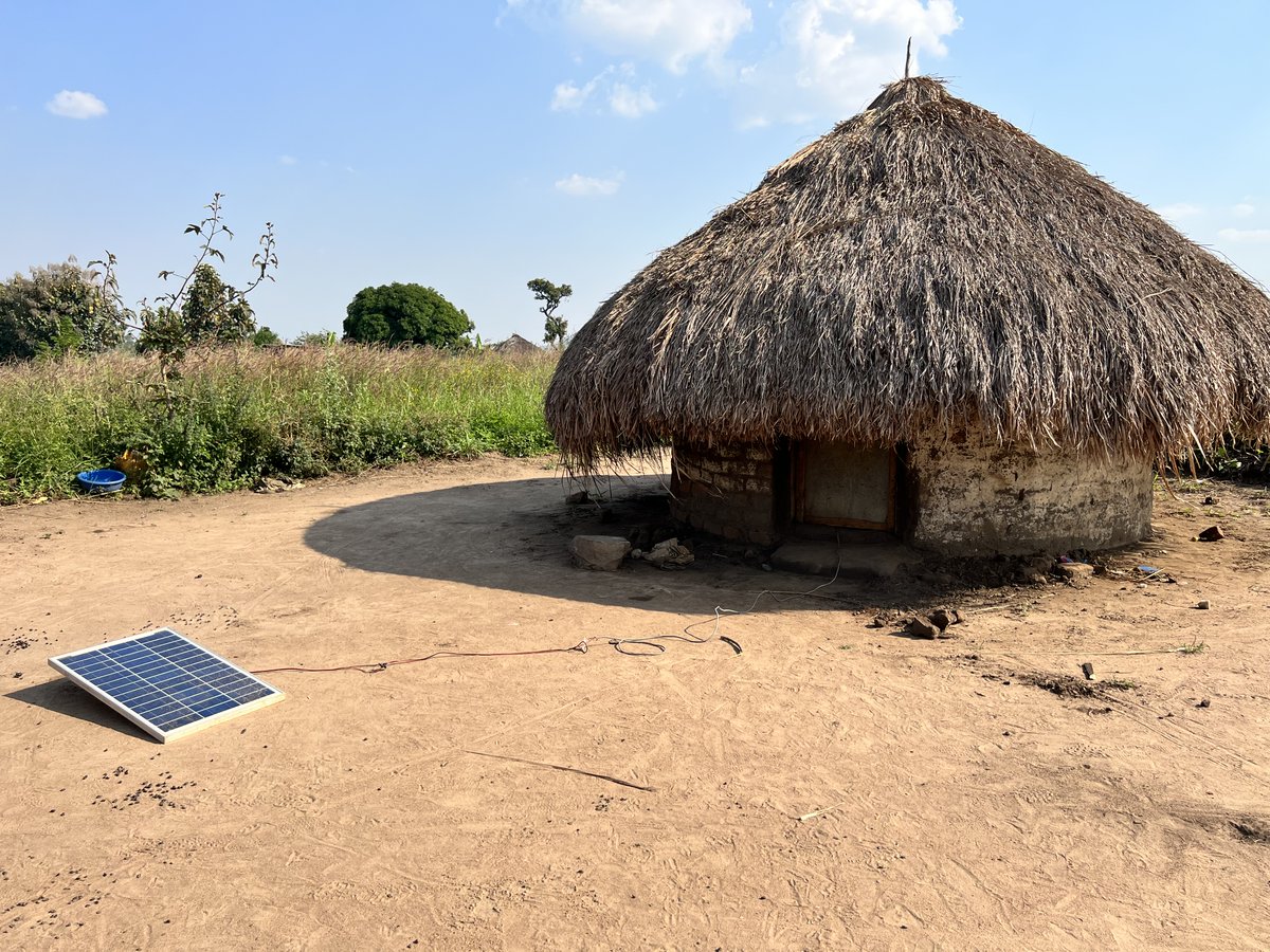earthfeeds's tweet photo. Over 600 million Africans lack electricity, limiting livelihoods and food security.  we empower communities with clean energy to boost agriculture, create jobs, and support women entrepreneurs. Energy access isn’t just about light—it’s about economic transformation. https://t.co/4VYBMcvZAw