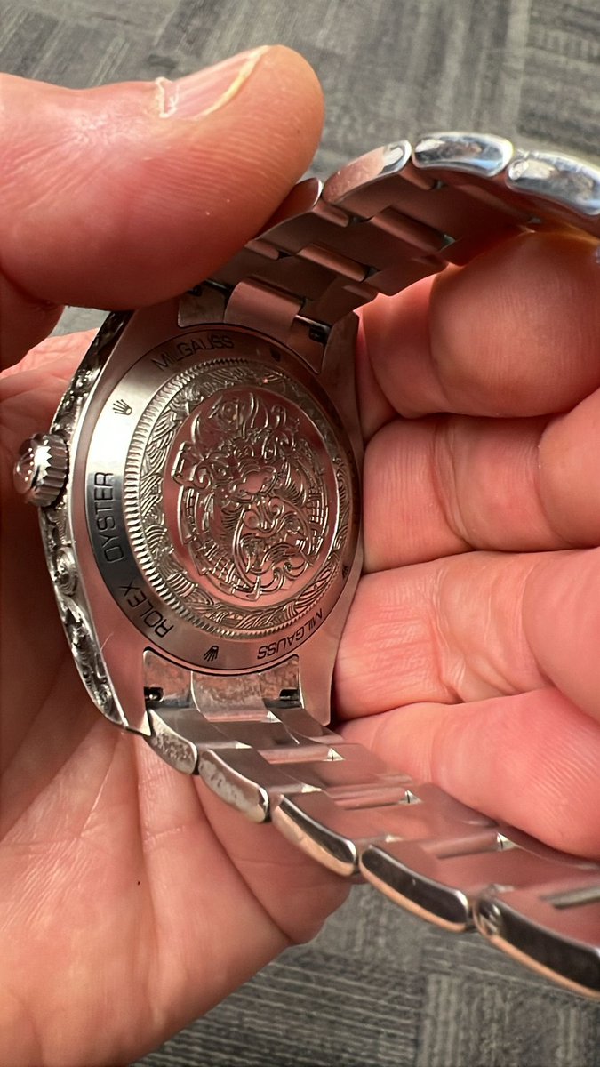 LuxuryWatchGuy1's tweet photo. Fully Engraved Rolex Milgauss https://t.co/3kwlBuSKpC