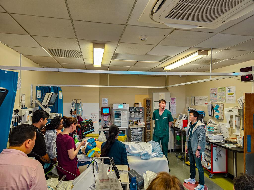 Marcus Jee (@jeemarcus) on Twitter photo <a href="/EMedSligo/">Emergency Dept Sligo University Hospital</a> Teaching Thursday's Sim! Been awhile since I got to be in one! Proud of myself that I only left that red circle once ๐คฃ๐ #ifyouknowyouknow <a href="/bronataaffe/">Brona Taaffe</a> <a href="/kakharris/">Karen Harris</a> <a href="/EMedSligo/">Emergency Dept Sligo University Hospital</a> Teaching Thursday's Sim! Been awhile since I got to be in one! Proud of myself that I only left that red circle once ๐คฃ๐ #ifyouknowyouknow <a href="/bronataaffe/">Brona Taaffe</a> <a href="/kakharris/">Karen Harris</a>