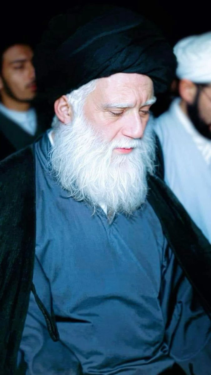 ال الصدر لهم هيبة ورهبة من الله لايعرفها الا من يراهم عن قرب. رضوان. الله تعالى عليهم اجمعين.
#الفاتحة_والدعاء_للمرجع_الاعلم
