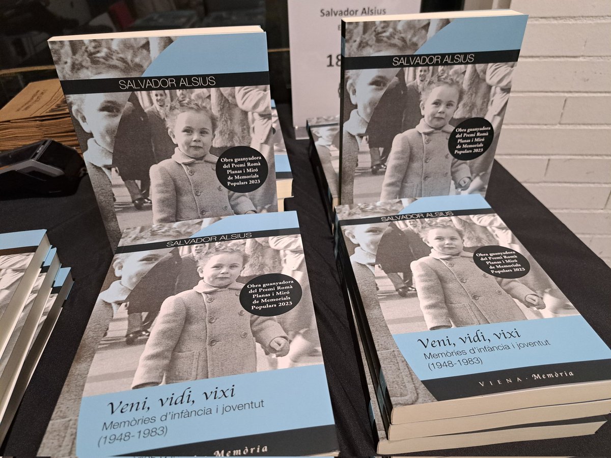 Aquest vespre, de mà d'<a href="/OmniumAltEmp/">Òmnium Alt Empordà</a>, <a href="/LourdesGodoy7/">Lourdes Godoy</a> presenta "Veni, vidi, vixi" les memòries de <a href="/salvadoralsius/">Salvador Alsius</a> que apleguen diversos aspectes de la seva infantesa i joventut (<a href="/Viena_Edicions/">Viena Edicions</a>).
