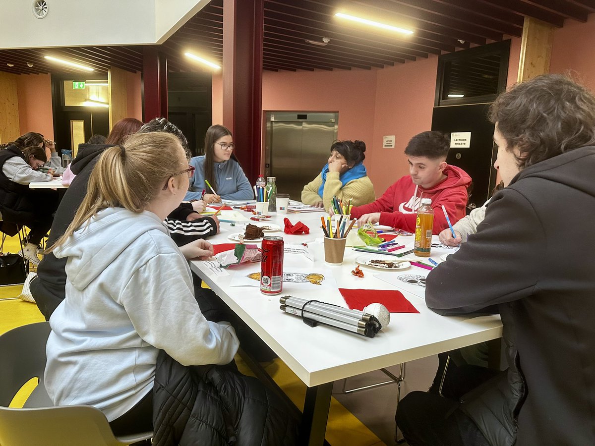 JenniferMoranStritch (@stritchj) on Twitter photo Really good afternoon w/ Yr 2 Psych students in a #DeathCafe for #ngaw2025๐ฏ๏ธLots of rich sharing & connection & everyone left w/ a task (have a chat about #grief & #death w/someone in our outside lives this week๐) Thanks to <a href="/TUS_ie/">Technological University of the Shannon</a> #Coonagh estates/canteen staff ๐ #begriefaware Really good afternoon w/ Yr 2 Psych students in a #DeathCafe for #ngaw2025๐ฏ๏ธLots of rich sharing & connection & everyone left w/ a task (have a chat about #grief & #death w/someone in our outside lives this week๐) Thanks to <a href="/TUS_ie/">Technological University of the Shannon</a> #Coonagh estates/canteen staff ๐ #begriefaware