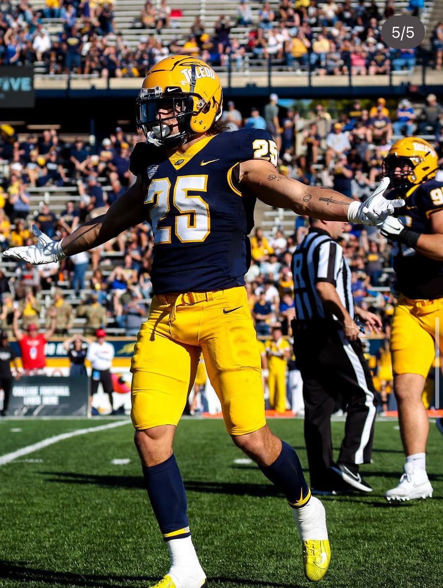 Maxen Hook (<a href="/MaxenHook/">Maxen Hook</a>) was in his bag during day 2 of the <a href="/seniorbowl/">Panini Senior Bowl</a>.
The <a href="/ToledoFB/">Toledo Football</a> safety was 2nd in max acceleration with 5.81 yards a second.
What does this mean? He can hang with the fastest receivers and make up ground  if he’s at a disadvantage.

#TheDraftStartsInMOBILE