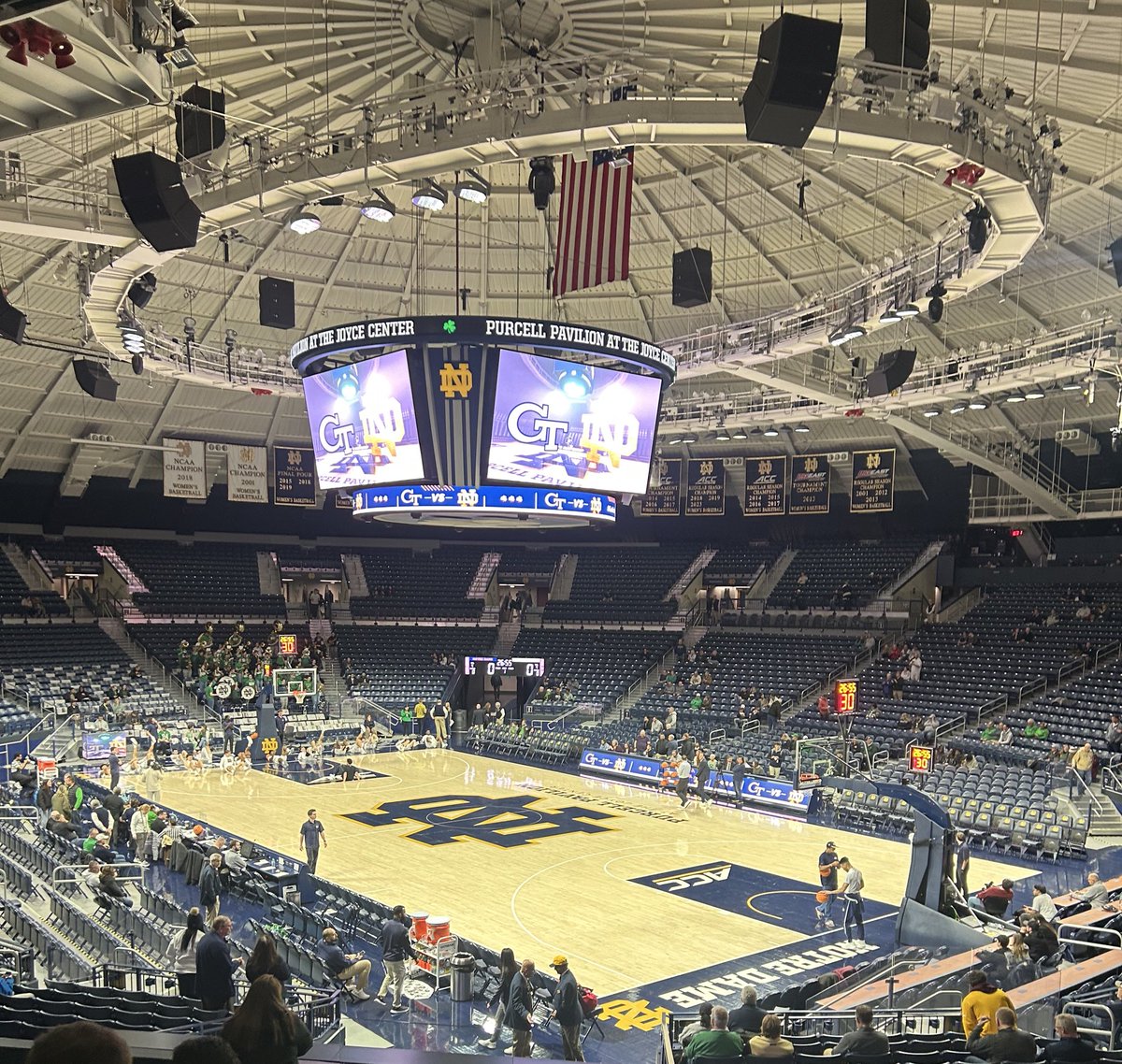 Flashes takeover in South Bend at the <a href="/cefmafacilities/">CEFMA</a> Northwest Regional Conference at Notre Dame University. #GoFlashes⚡️