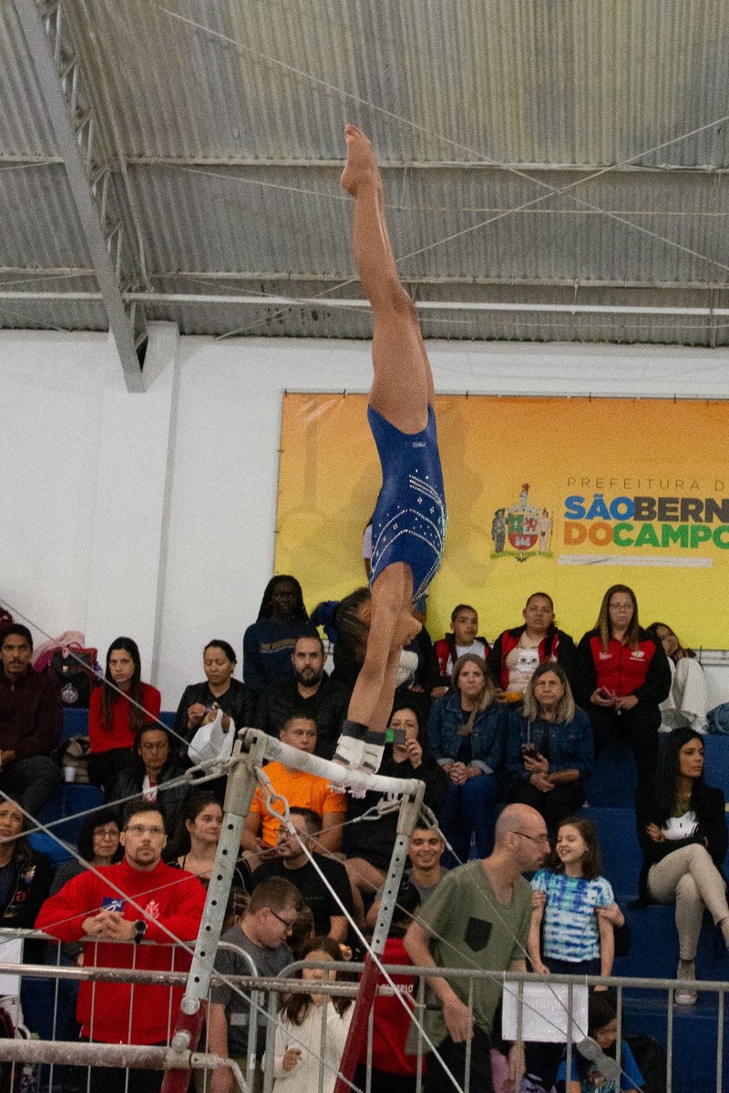 No dia da ginástica deixo essa fotinho da minha mini princesa da ginástica 🥹🫶