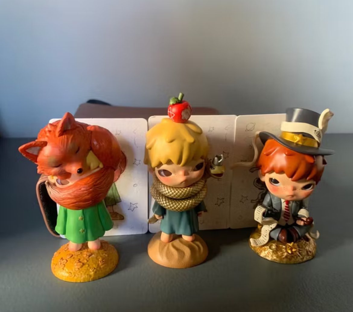 Suno_13's tweet photo. POP MART Philippines Hirono x Le Petit Prince Little Prince with Special Edition Switchman Geographer Lamplighter King Fox Tipler Conceited Man Rose Business Man Merchant Pilot Collectible

https://t.co/3DJRSTPTK6

WTS LFB PH
🩵authentic  
🩵 sealed
🩵 brand new
🩵 ready stock https://t.co/4zEMemBEC9
