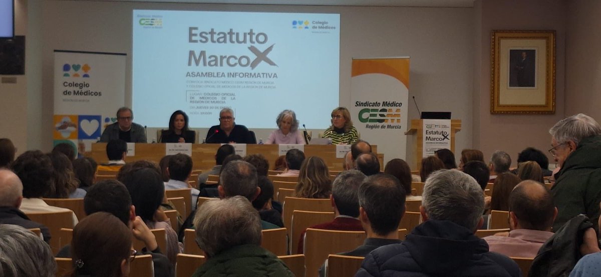 En asamblea con la #profesiónmédica para informar de la última hora en las negociaciones del #EstatutoMarco de <a href="/sanidadgob/">Ministerio de Sanidad</a>, a cuya propuesta actual nos oponemos porque no responde a las particularidades del colectivo ni mejora la #Sanidad

Valoramos las posibles movilizaciones🪧