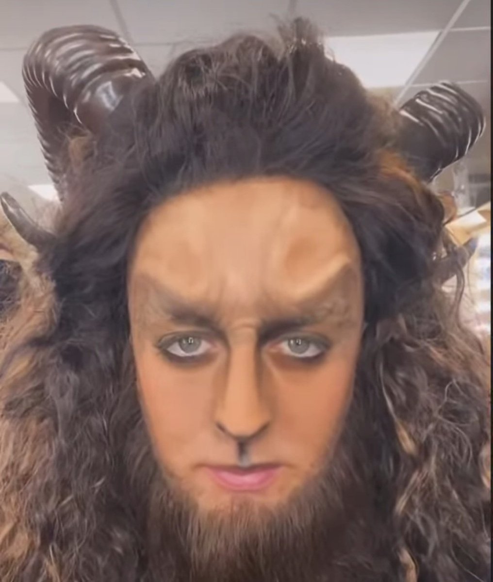 Colinfansdotcom's tweet photo. #Frightday Thursday @ColinGrafton π±π #thebeast π₯ https://t.co/2LA6BdMJHr
