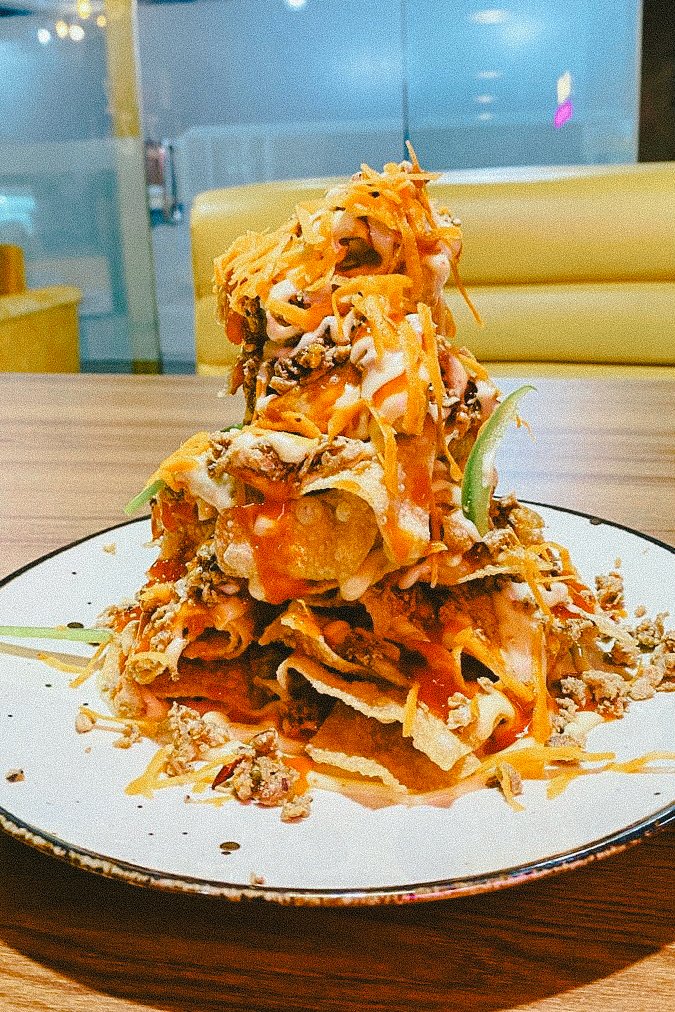 ArnobScripts's tweet image. nachos time #FoodSpot