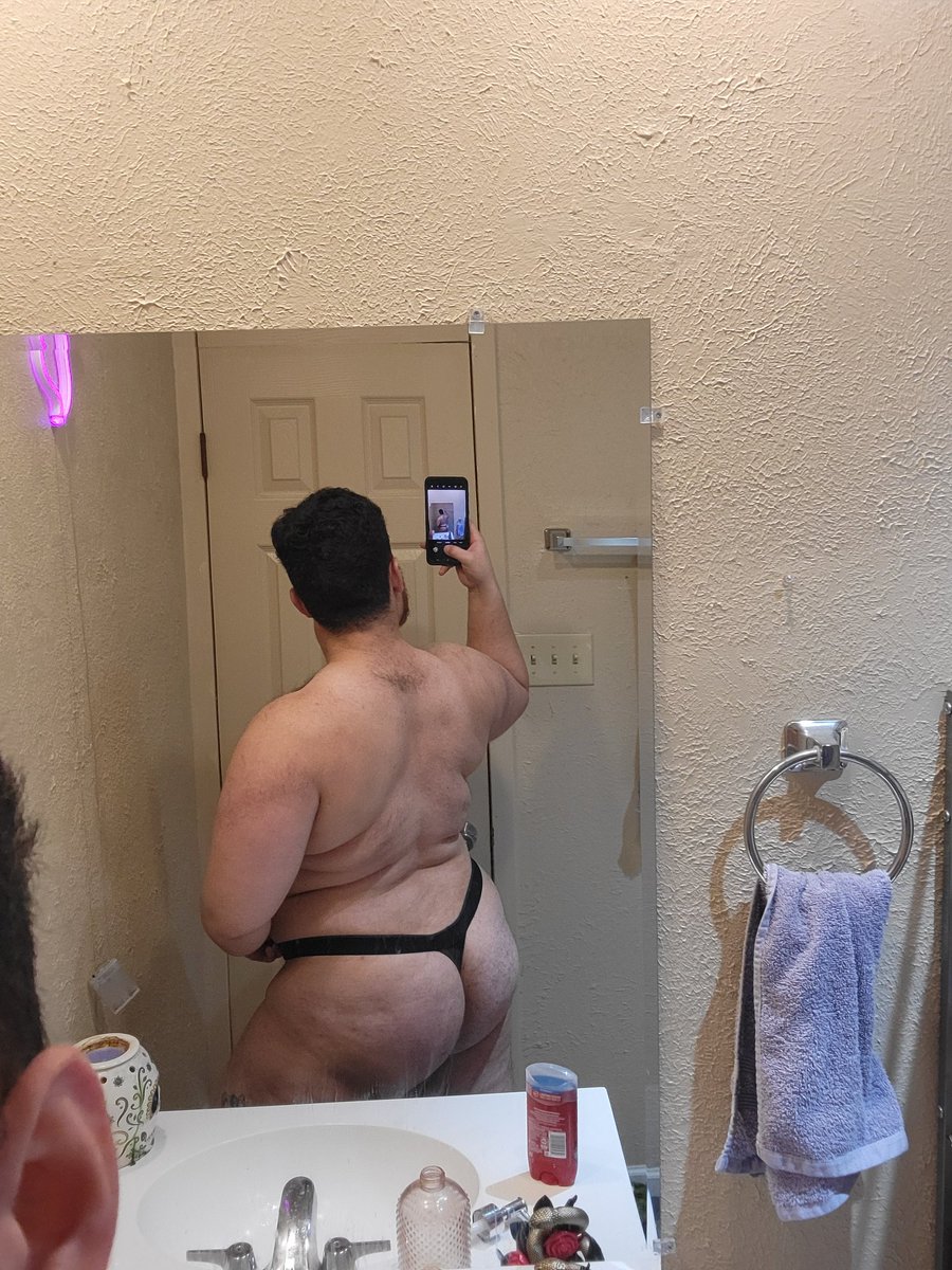 Happy thong thursday everyone 😏🍑😜