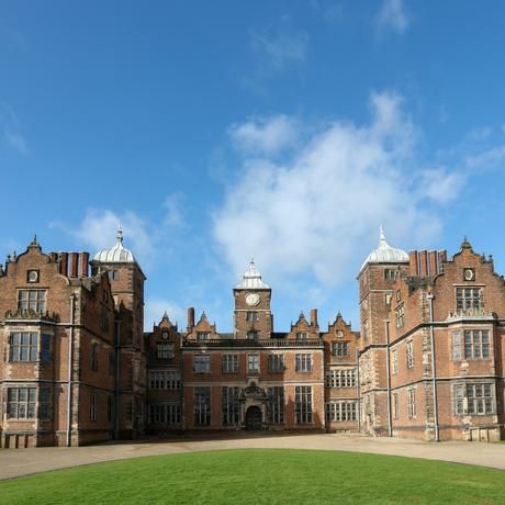🌟 Explore the cosmos at Aston Hall! Join us for a night of astronomy, history, and stargazing at this stunning 17th-century mansion. Don’t miss this celestial experience! 🌙🔭

📅 Book now: buff.ly/4gkWUk8