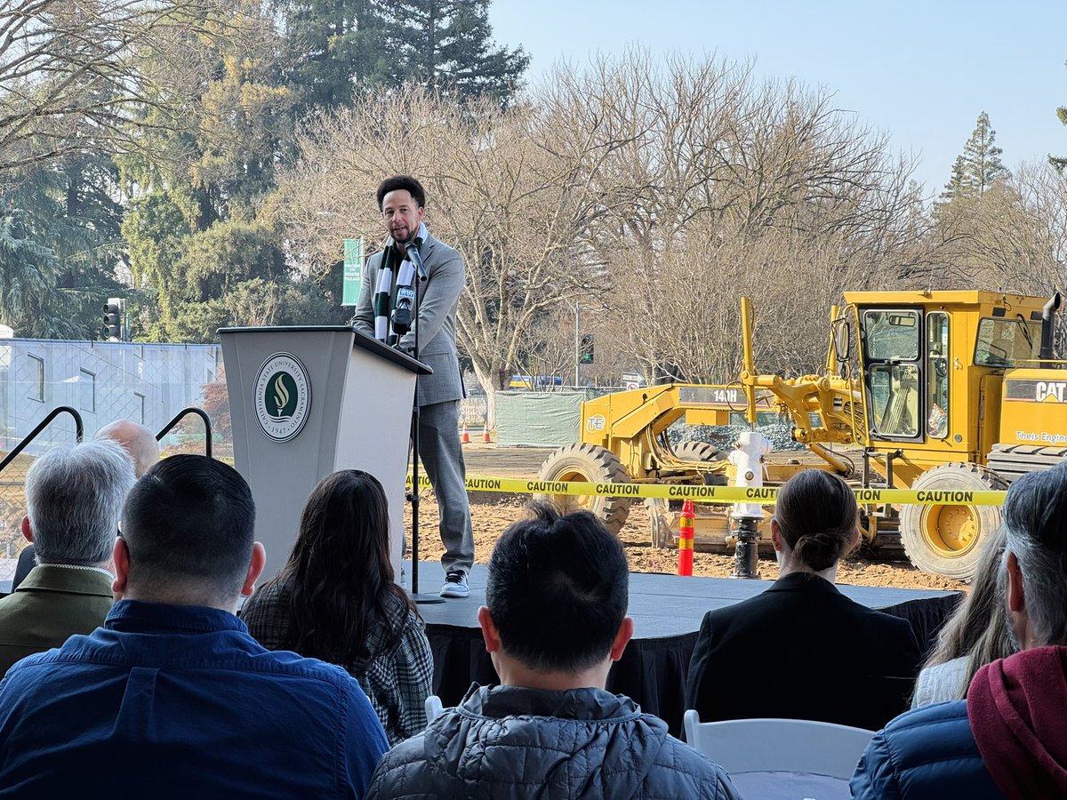 jessvernone's tweet photo. Groundbreaking Ceremony for Mt. Whitney Hall at @sacstate. New housing for students coming 2026! https://t.co/UNIZMtabCz