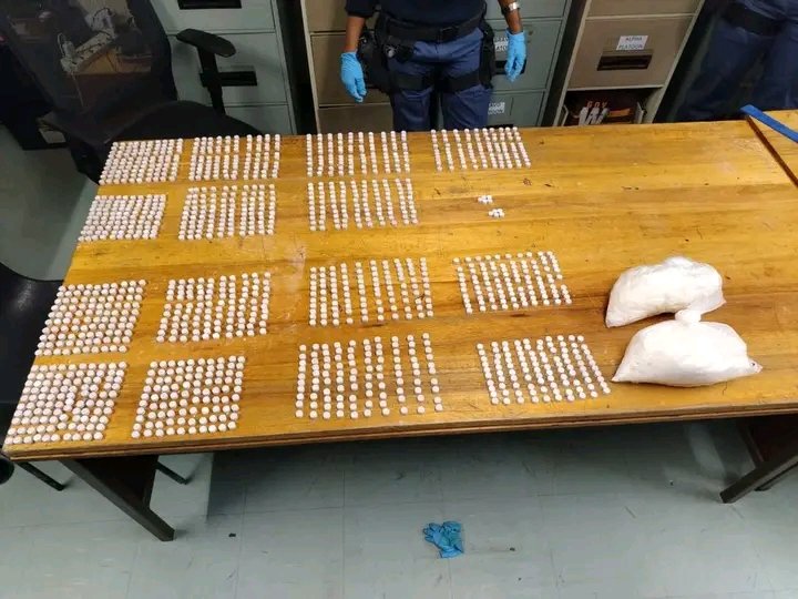 Northern Cape - SAPS Springbok arrested two suspects, aged 34 and 39, for drug dealing in Bergsig, Springbok on Wednesday, 29/01. 
Suspects were found in possession of mandrax tablets valued at over 90k, tik worth approximately R615,000, cash believed to be the proceeds of crime.