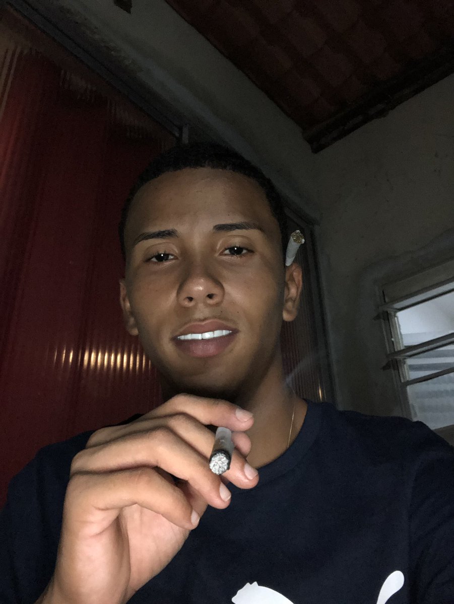 😵‍💫🥰😶‍🌫️